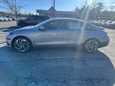 New 2025 Hyundai Ioniq 6 SEL AWD/4WD image 2