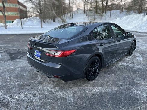 Used 2025 Toyota Camry SE w/ Convenience Package image 6