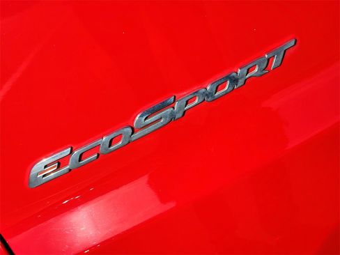 Used 2021 Ford EcoSport SE image 9