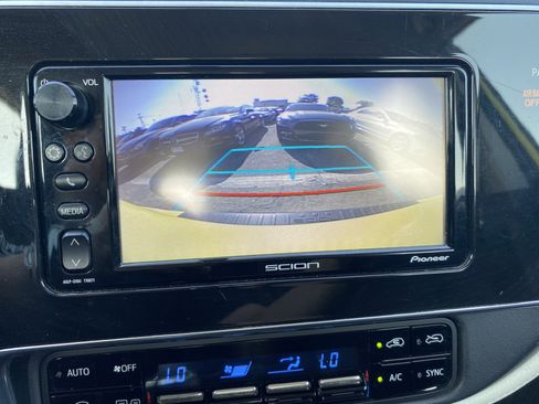 Used 2016 Scion iM image 12