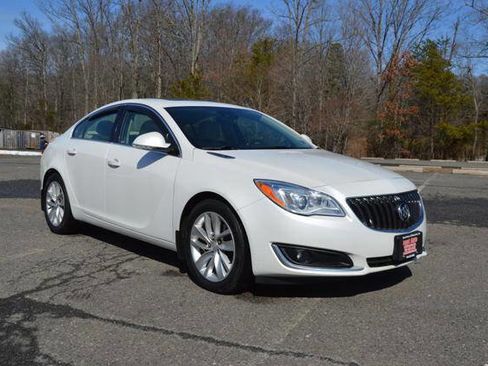 Used 2016 Buick Regal Premium w/ Driver Confidence Package #1 image 4