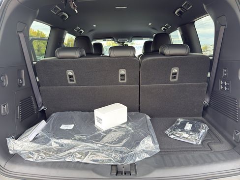 New 2026 Nissan Armada PRO-4X w/ Captain's Chari Seat Package image 37