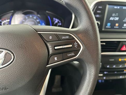 Used 2019 Hyundai Santa Fe SEL image 16