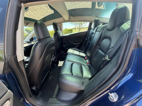 Used 2023 Tesla Model 3 Standard Range RWD image 11