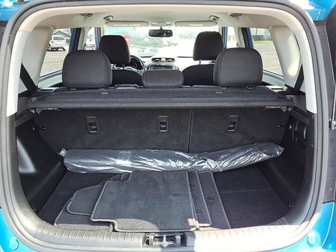 Used 2018 Kia Soul + FWD image 22