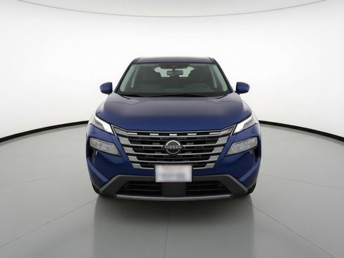 Used 2025 Nissan Rogue SV FWD image 2