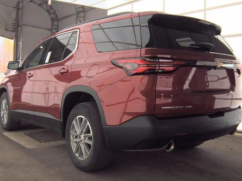 Certified 2023 Chevrolet Traverse LT image 6