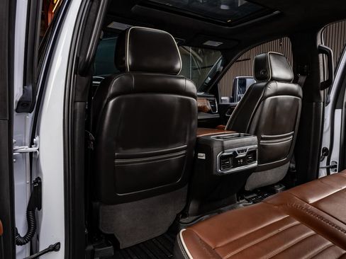 Used 2025 GMC Sierra 2500 Denali Ultimate w/ Max Trailering Package AWD/4WD image 19