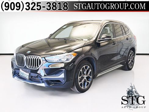 Used 2021 BMW X1 sDrive28i image 1