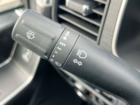 Used 2023 Ford F150 XLT w/ Equipment Group 302A High image 25