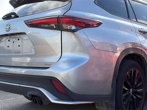 Certified 2024 Toyota Highlander XSE image 10