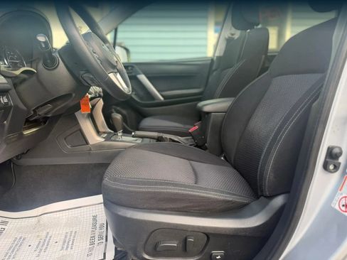 Used 2018 Subaru Forester 2.5i Premium AWD/4WD image 11