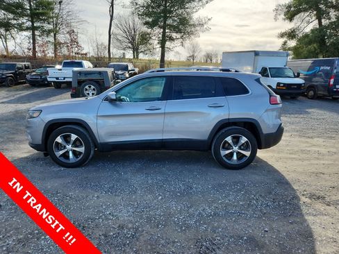 Certified 2019 Jeep Cherokee Limited image 2