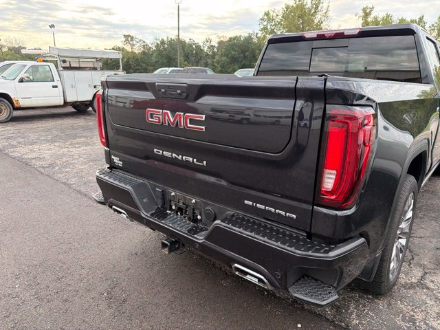 Used 2024 GMC Sierra 1500 Denali AWD/4WD image 14