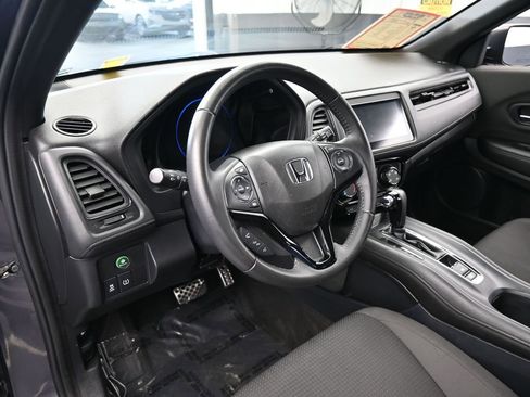 Used 2021 Honda HR-V Sport image 10