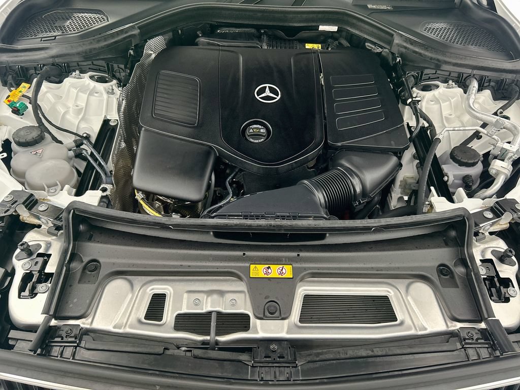 Certified 2025 Mercedes-Benz GLC 350e 4MATIC image 28