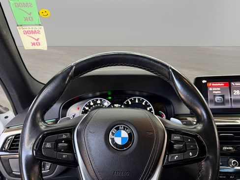 Used 2019 BMW 530i RWD image 18