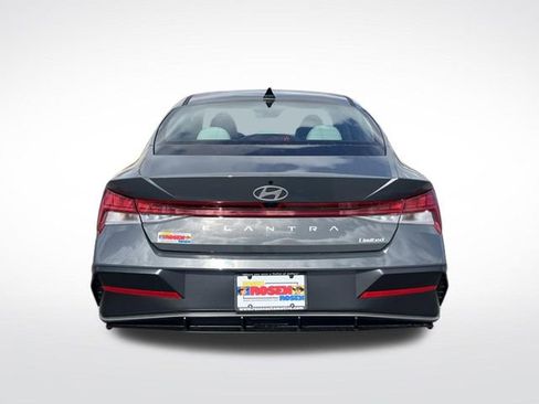 New 2026 Hyundai Elantra Limited FWD image 5