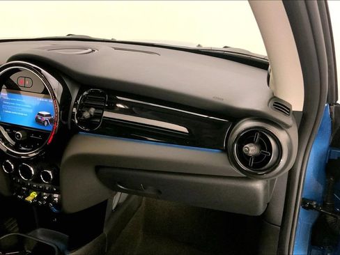 Certified 2024 MINI Cooper SE FWD image 23