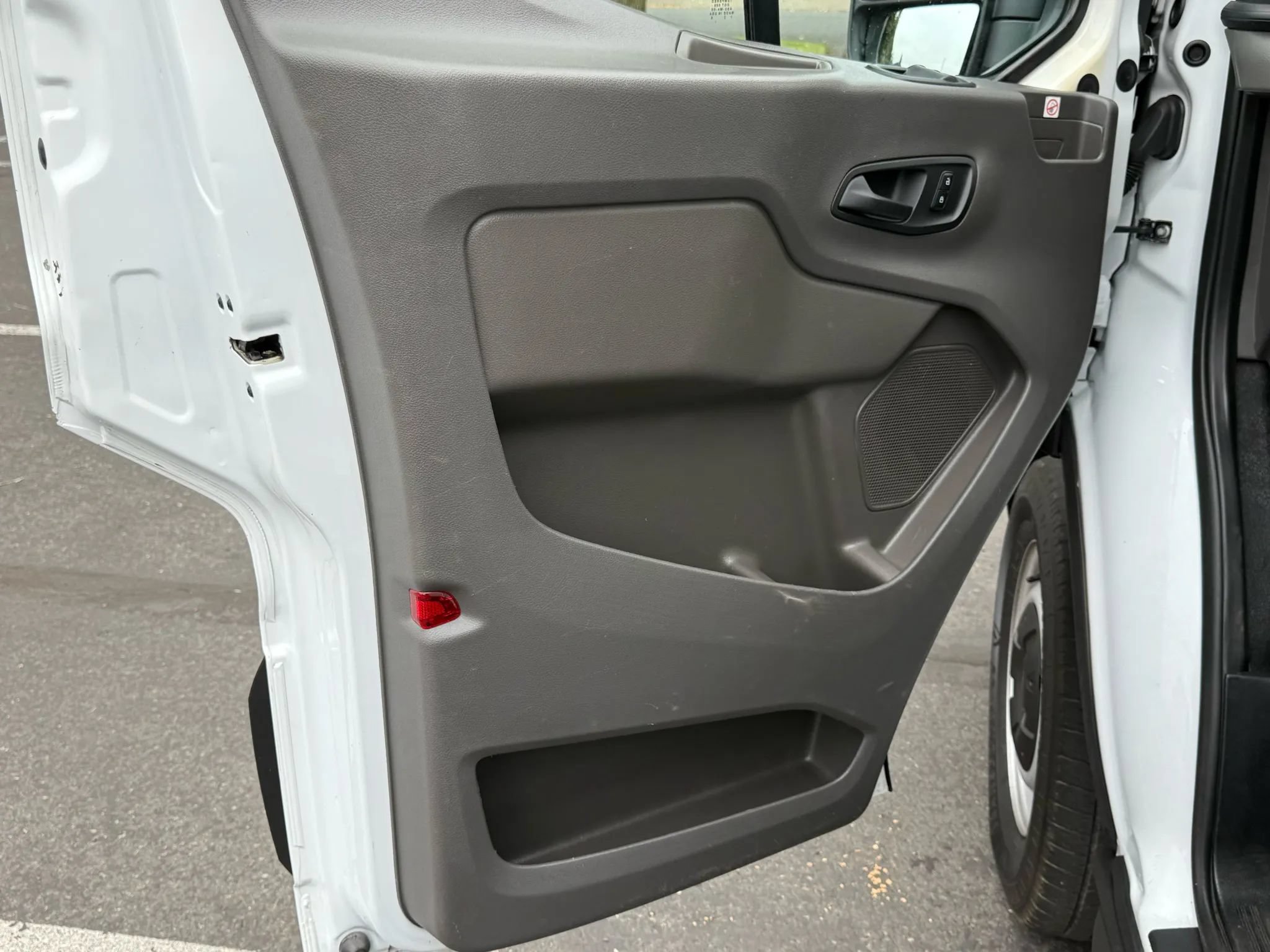 Used 2020 Ford Transit 250 Low Roof RWD image 20