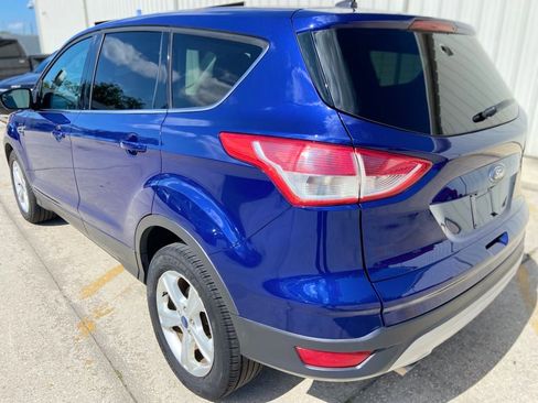 Used 2016 Ford Escape SE FWD image 3