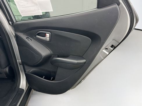 Used 2012 Hyundai Tucson GLS AWD/4WD image 29