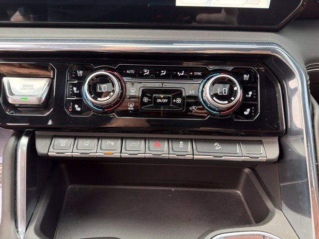 Used 2024 GMC Sierra 2500 Denali Ultimate AWD/4WD image 24