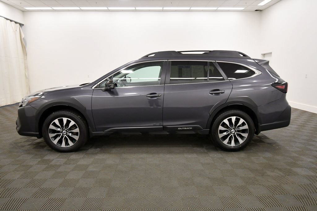 Used 2024 Subaru Outback Limited AWD/4WD image 4