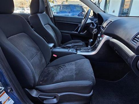 Used 2008 Subaru Outback 2.5i L.L. Bean image 16