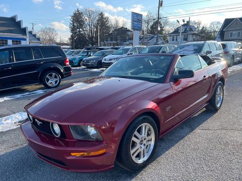 Used 2006 Ford Mustang GT image 9