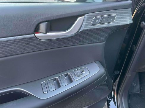 Used 2023 Hyundai Palisade Limited image 18