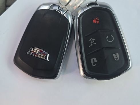 Used 2022 Cadillac XT4 Luxury image 43