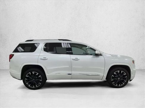 Used 2020 GMC Acadia Denali w/ Technology Package AWD/4WD image 4