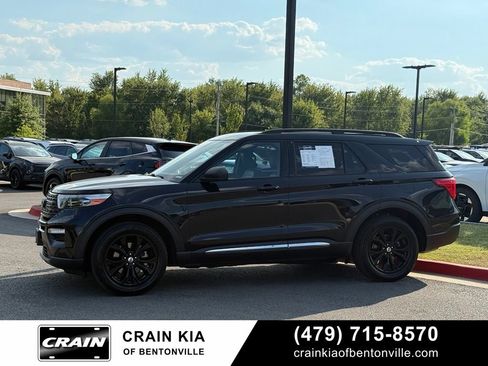 Used 2020 Ford Explorer XLT w/ Equipment Group 202A AWD/4WD image 4