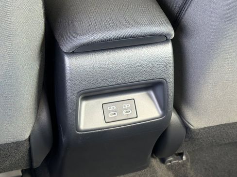 Used 2026 Toyota Corolla LE FWD image 15