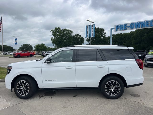 Used 2025 Ford Expedition Platinum AWD/4WD image 4