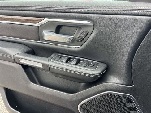 Used 2019 RAM 1500 Laramie image 16