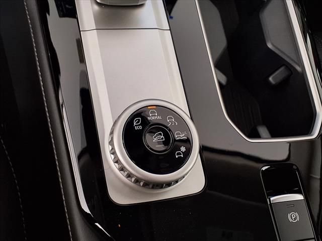 Used 2025 Mitsubishi Outlander SEL FWD image 24