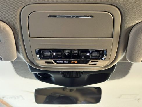 Used 2020 Lincoln Aviator Reserve w/ Equipment Group 202A image 34