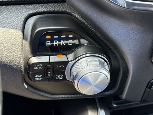Used 2022 RAM 1500 Laramie AWD/4WD image 22