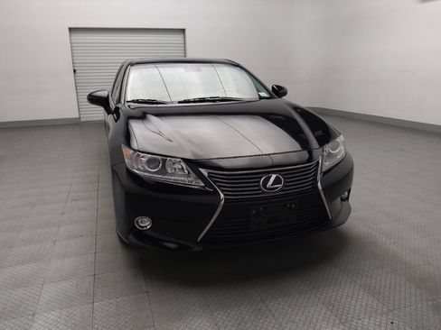Used 2015 Lexus ES 300h w/ Navigation System Package image 14
