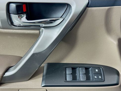 Used 2023 Lexus GX 460 Premium image 21