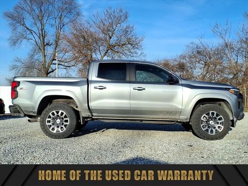 Used 2023 Chevrolet Colorado Z71 w/ Z71 Convenience Package 2 image 10