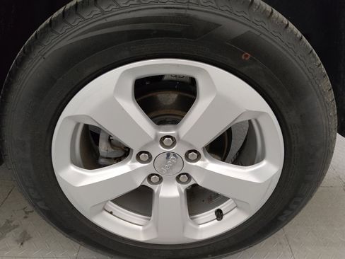 Used 2019 Jeep Compass Latitude w/ Popular Equipment Group image 31