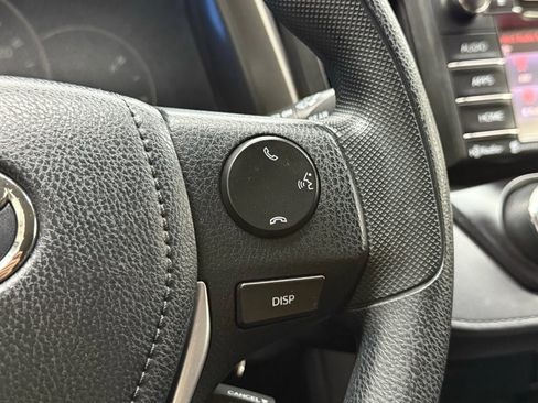 Used 2016 Toyota RAV4 LE image 32