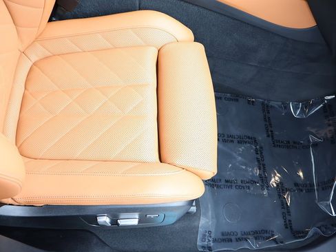 Used 2023 BMW X6 xDrive40i w/ M Sport Package image 34