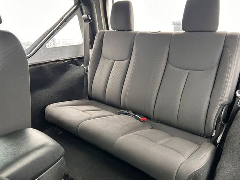 Used 2018 Jeep Wrangler Sport image 19