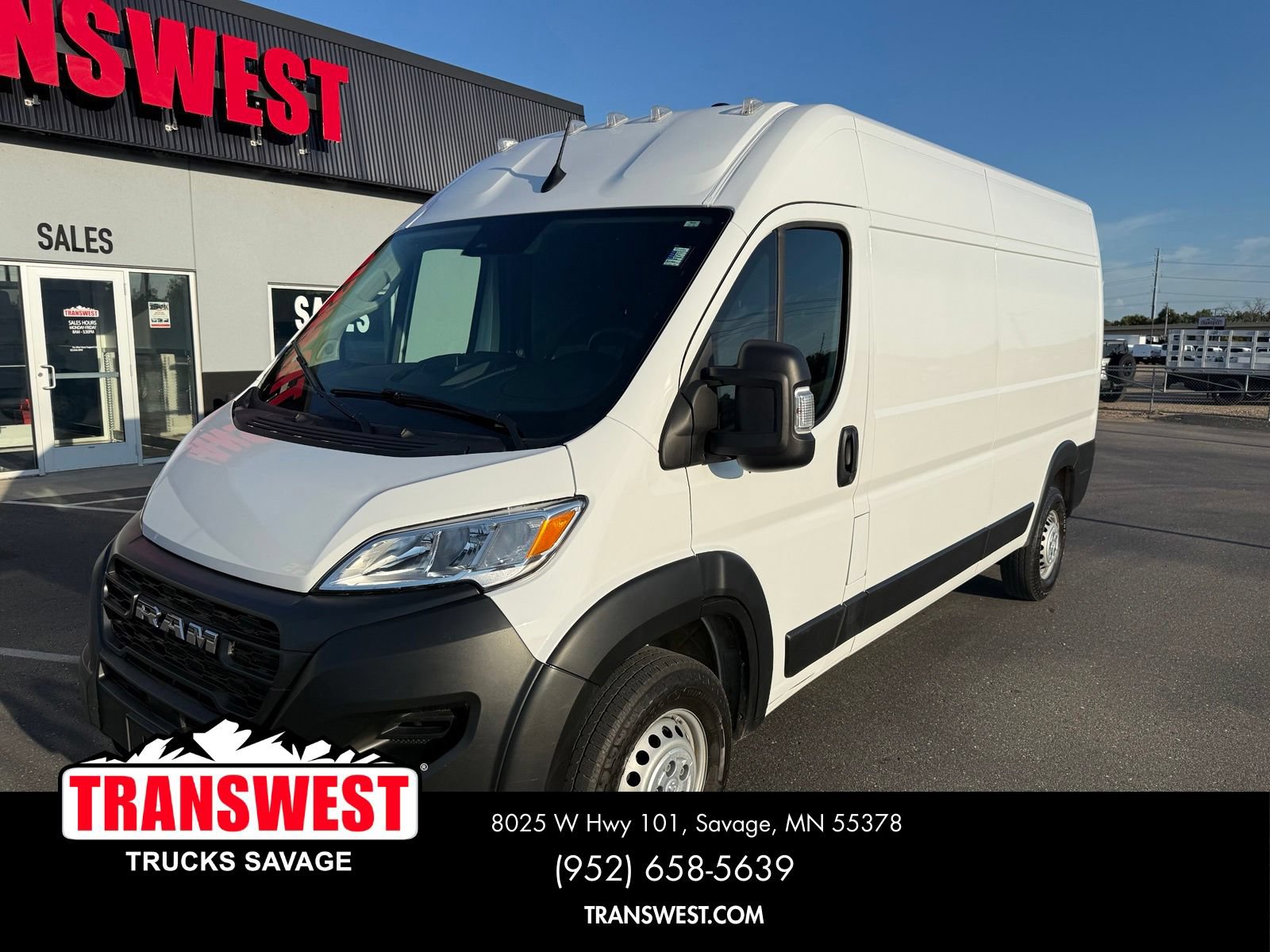 Used 2025 RAM ProMaster 3500 w/ Convenience Group FWD image 1