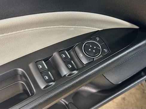 Used 2017 Ford Fusion Titanium AWD/4WD image 24