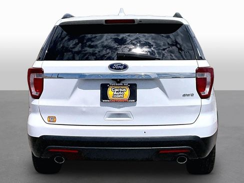 Used 2017 Ford Explorer 4WD image 4